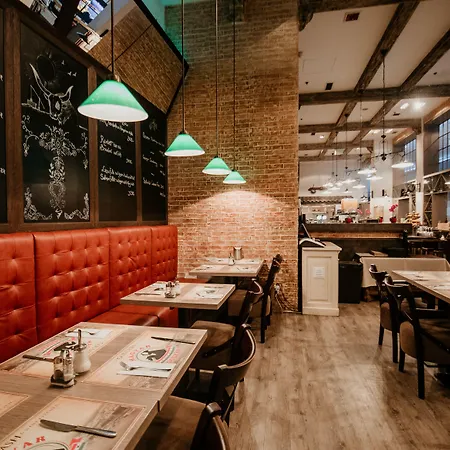 Estilo Fashion Hotel