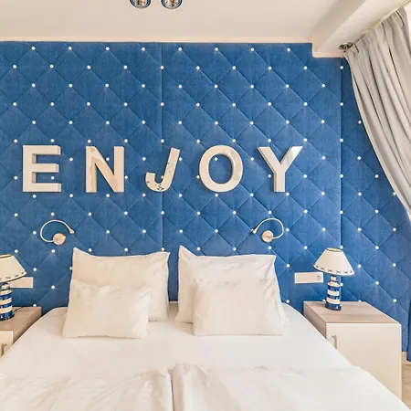 Estilo Fashion Hotel 4*