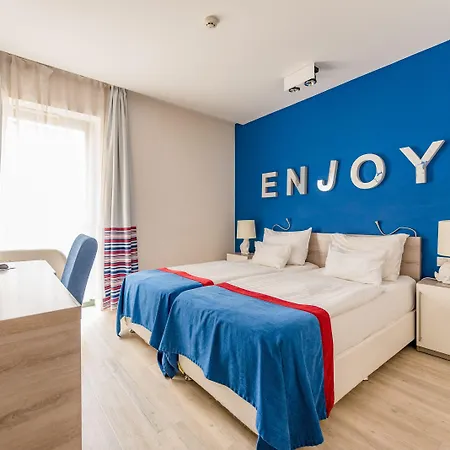 Estilo Fashion Hotel 4*