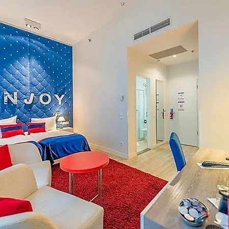 Estilo By Mellow Mood Hotell 4*
