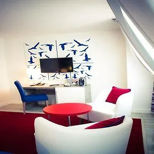 Estilo By Mellow Mood 4*