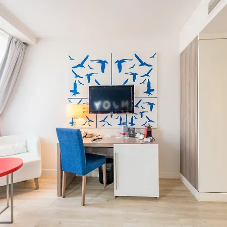 Estilo Fashion Hotel 4*